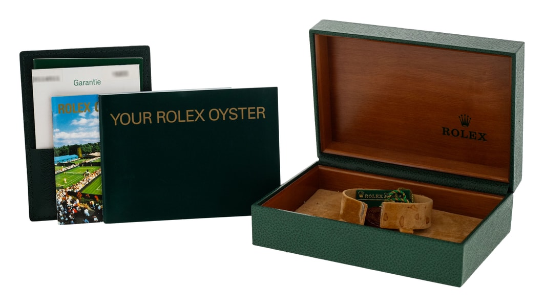 Rolex Oyster Perpetual Date 15200
